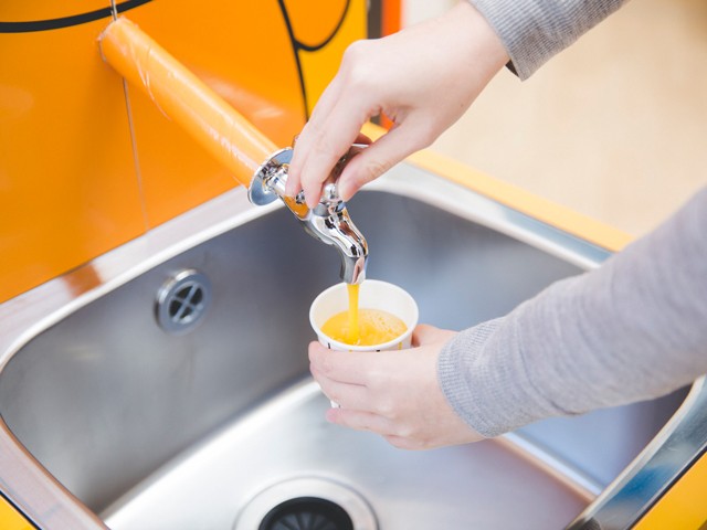 《愛媛》蛇口からみかんジュース（イメージ）