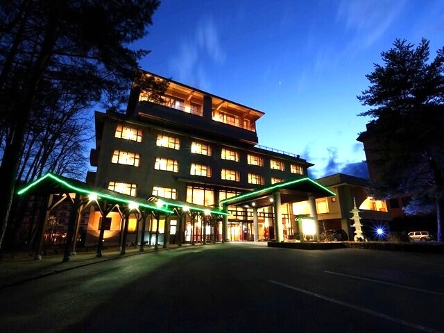 ■●夜発バス　爺ガ岳スキー場　大町温泉郷　黒部サンバレーホテル