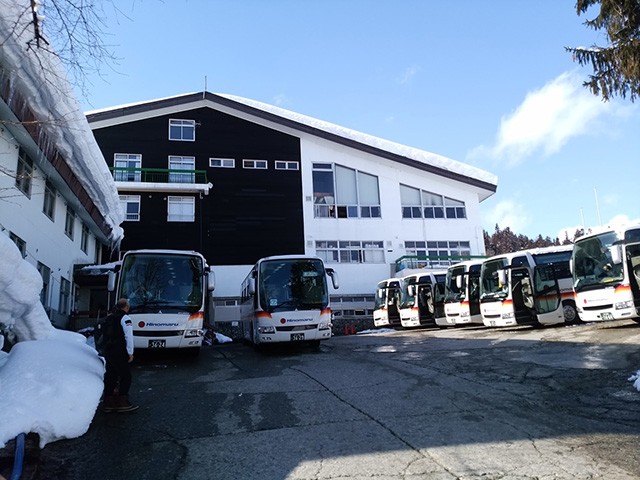 ■●朝発バス　シャトー塩沢　シャトーテル吉里　