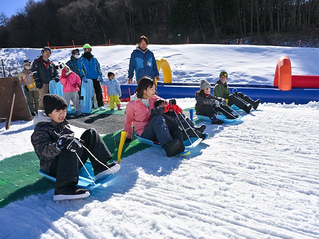 ○キッズランド入場券付【新宿発着Cタイム】朝発日帰り 佐久スキー
