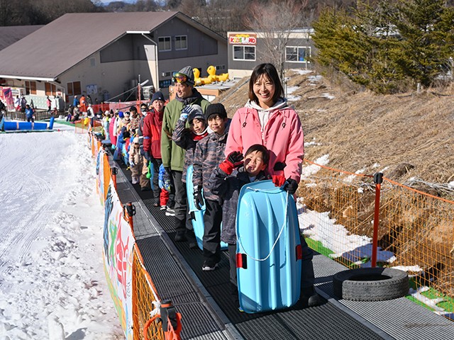 ○キッズランド入場券付【新宿発着Cタイム】朝発日帰り 佐久スキー