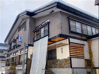 ■●マイカー　湯沢中里スノーリゾート　民宿 けいせつ