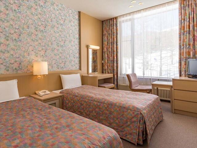 ●マイカー　志賀高原[焼額山スキー場]　志賀プリンスホテル西館∥ツインルームＤ