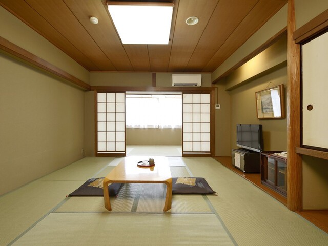 ■●マイカー　X-JAM高井富士＆よませ温泉スキー場　湯田中温泉郷・ホテル水明館∥和室10畳