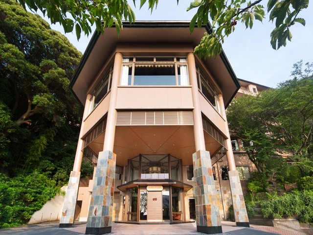 吉祥CAREN