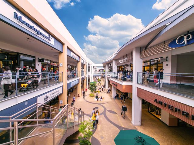 【山梨・埼玉・東京】輝きの冬！光り輝く宝石イルミネーション『よみうりランドジュエルミネーション』＆隠れ家レストランで