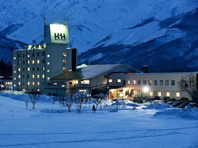 ■【豊橋・浜松・静岡発】夜発バス　エイブル白馬五竜＆Hakuba47スキー場　スキー場直営ブランドレンタル貸出　おすすめの宿　温泉露天風呂完備　白馬ハイランドホテル