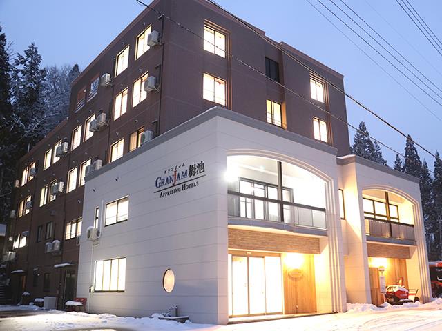 ■＜リフト券無し＞【豊橋・浜松・静岡発】夜発バス　手ぶらDEスキー　栂池高原スキー場　お部屋はバス・トイレ付き　グランジャム栂池