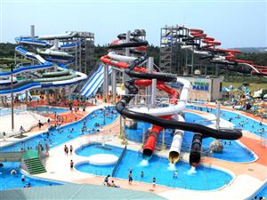 福井 世界最大級の長さを誇るウォータースライダーや海賊アトラクション ゴルフ体験できる芝政ワールド日帰りバスツアー 名古屋発福井 あわら 三国バスツアー 日帰りバスツアーを予約するならオリオンツアー