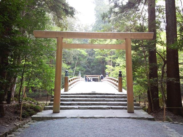 伊勢神宮 御正殿へ続く参道