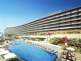 2 5月 早得60 福岡発 Jtaで行く沖縄 中部リゾートホテルに泊まるフリープラン 県内最大級のプール無料 沖縄素材を使った約60種類の朝食ブッフェ付 ヒルトン沖縄北谷リゾート 3泊4日 Null旅行を予約するなら格安国内旅行のオリオンツアー