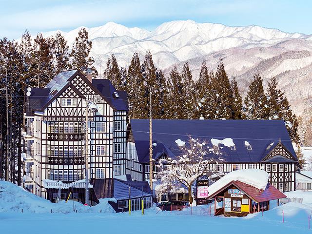 【夜発バス】エイブル白馬五竜＆Hakuba47スキー場　ゲレンデサイドの宿！バス・トイレ付きのお部屋　白馬サンバレーホテル