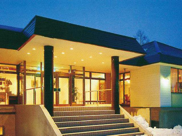 ＜リフト券無し＞【夜発バス】エイブル白馬五竜＆Hakuba47スキー場　スキー場直営ブランドレンタル貸出・全室バス・トイレ付！白馬パークホテル