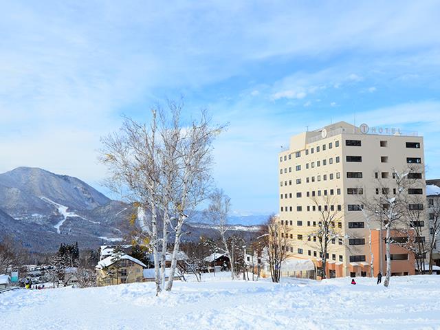 【朝発バス】竜王スキーパーク　T Hotel 竜王∥デラックススイート【朝食付】