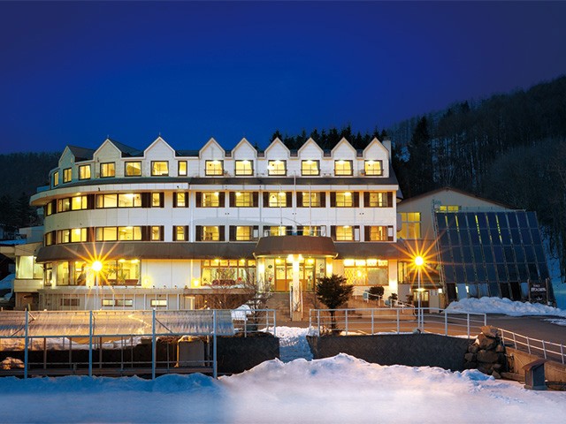 ■TI夜発バス【新宿発着】菅平高原　リゾートイン菅平スイスホテル【1名一室設定あり】