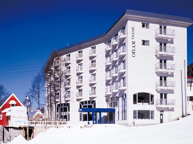 ■TI【新宿発着】朝発バスで行く　竜王スキーパーク　ホテル竜王東館