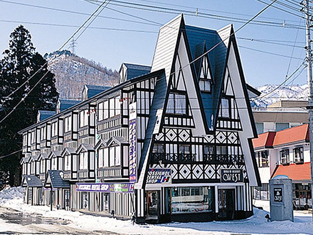 ■TI　マイカーで行く　Mt.Naeba　御宿本陣別館苗場WEST【フリープラン】