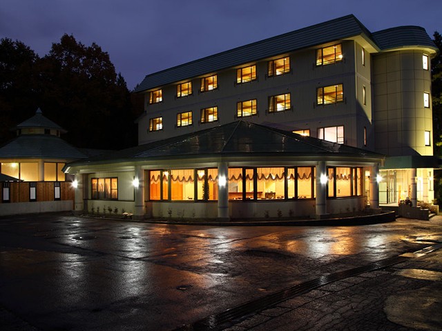 ■N　マイカ－で行く

　白馬五竜＆47　ホテルオークフォレスト